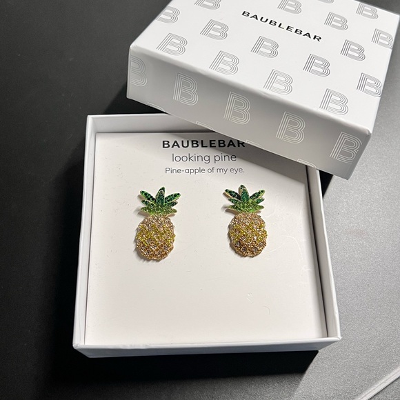 NEW BaubleBar Sparkly Pineapple Earrings - Picture 4 of 9